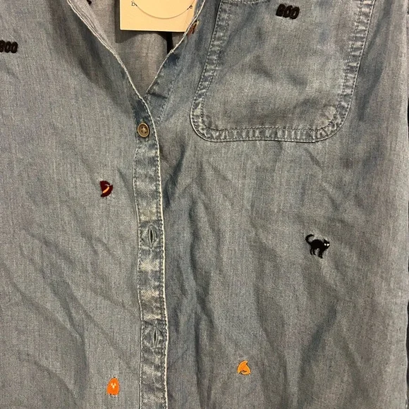 Beachlunchlounge Blue Denim Shirt with Halloween Embroidery - Picture 4 of 4